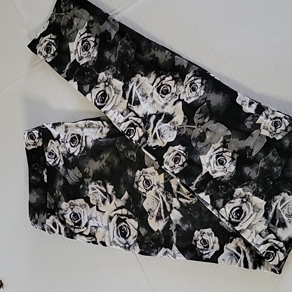 Leggings- black rose (L)